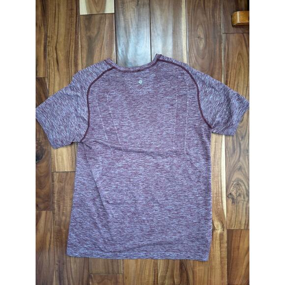 Lululemon Men's T-Shirt - Burgundy/Dark Red - Size Large - Athletic Tee - Picture 2 of 4